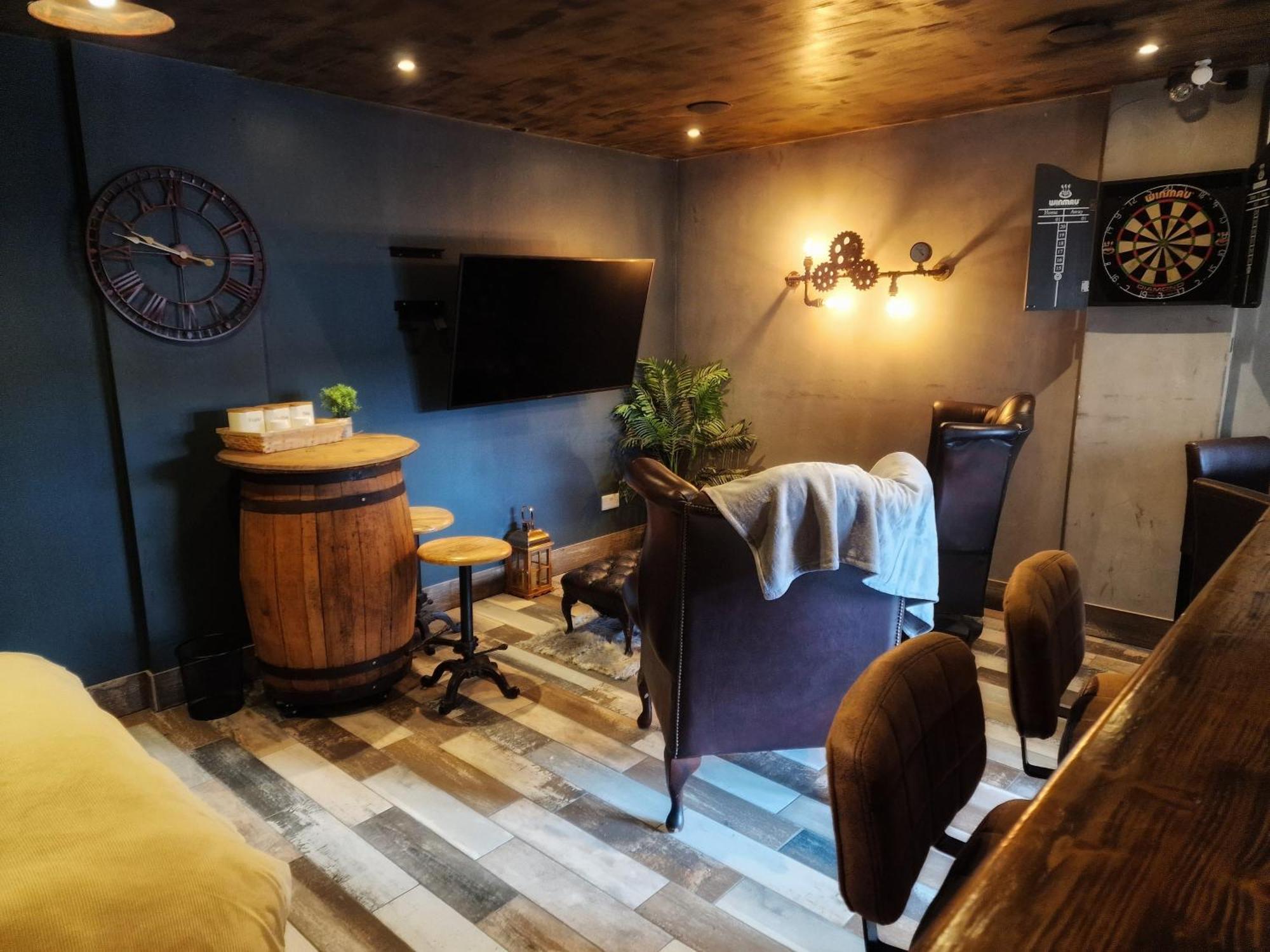 The Pub - Unique & Authentic Experience - Free Parking!, 5 Minutes From Airbus And The Mall Cribbs بريستول المظهر الخارجي الصورة