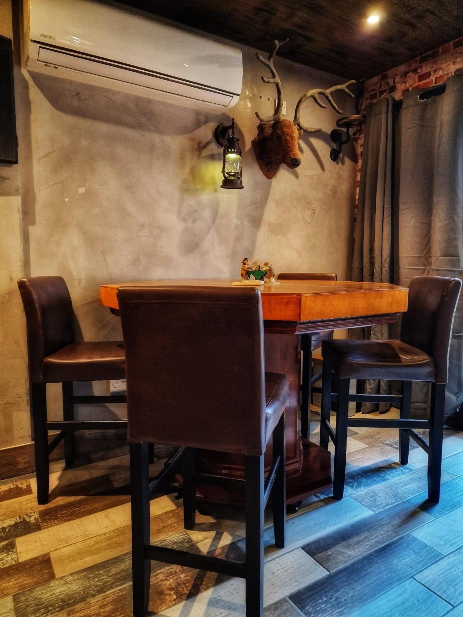 The Pub - Unique & Authentic Experience - Free Parking!, 5 Minutes From Airbus And The Mall Cribbs بريستول المظهر الخارجي الصورة